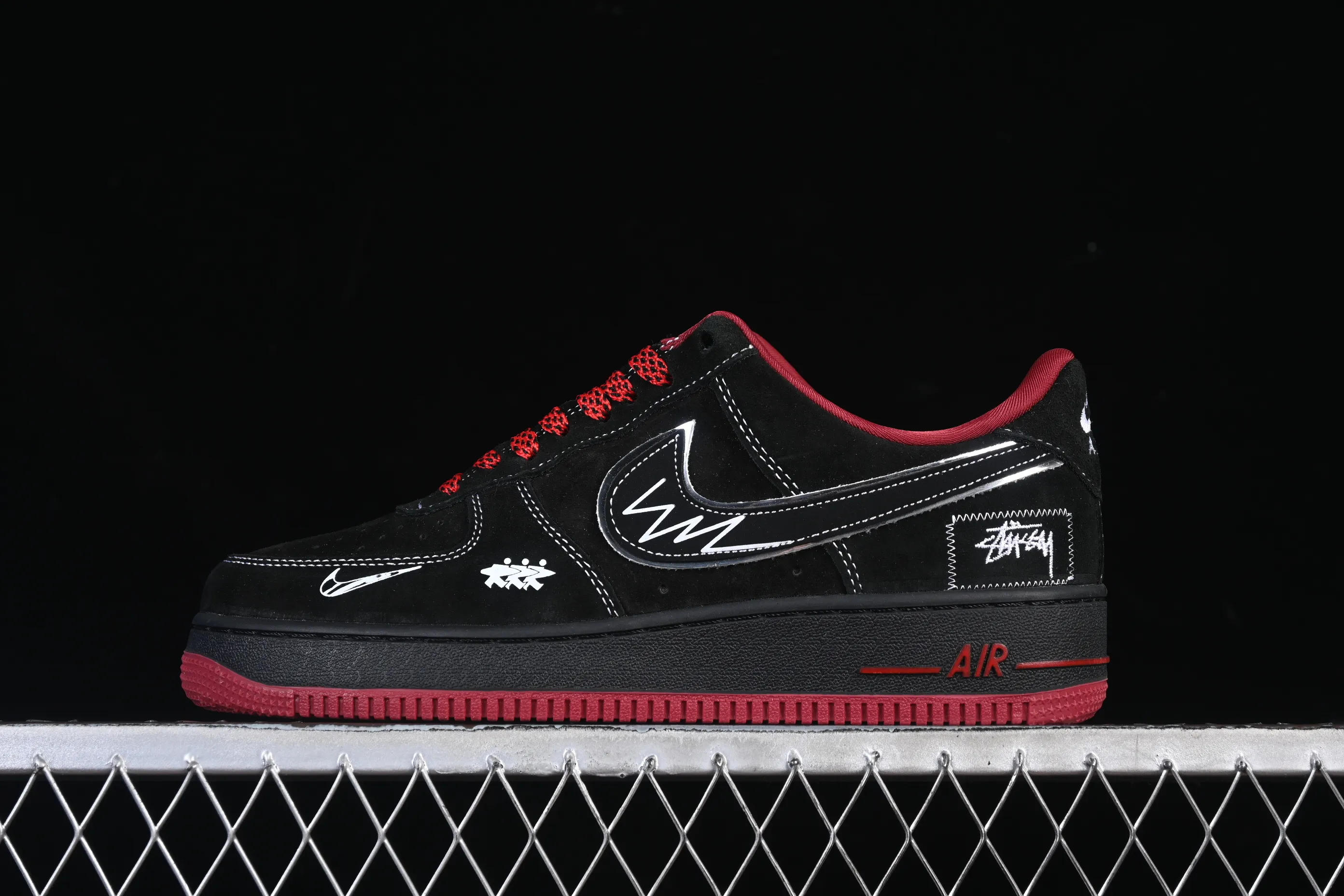 All categories Nk Air Force 1 Air Force series Nk Air Force 1 Low Air Force low-top Nike Air Force 1 '07 Low Stussy co-branded matte black Air Force 1 low-top casual sneakers SY1388-009